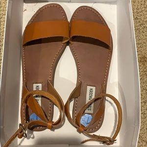Steve Madden sandals
